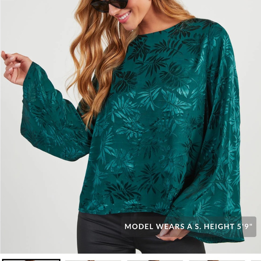 Vici Teal Leaf Pattern Blouse